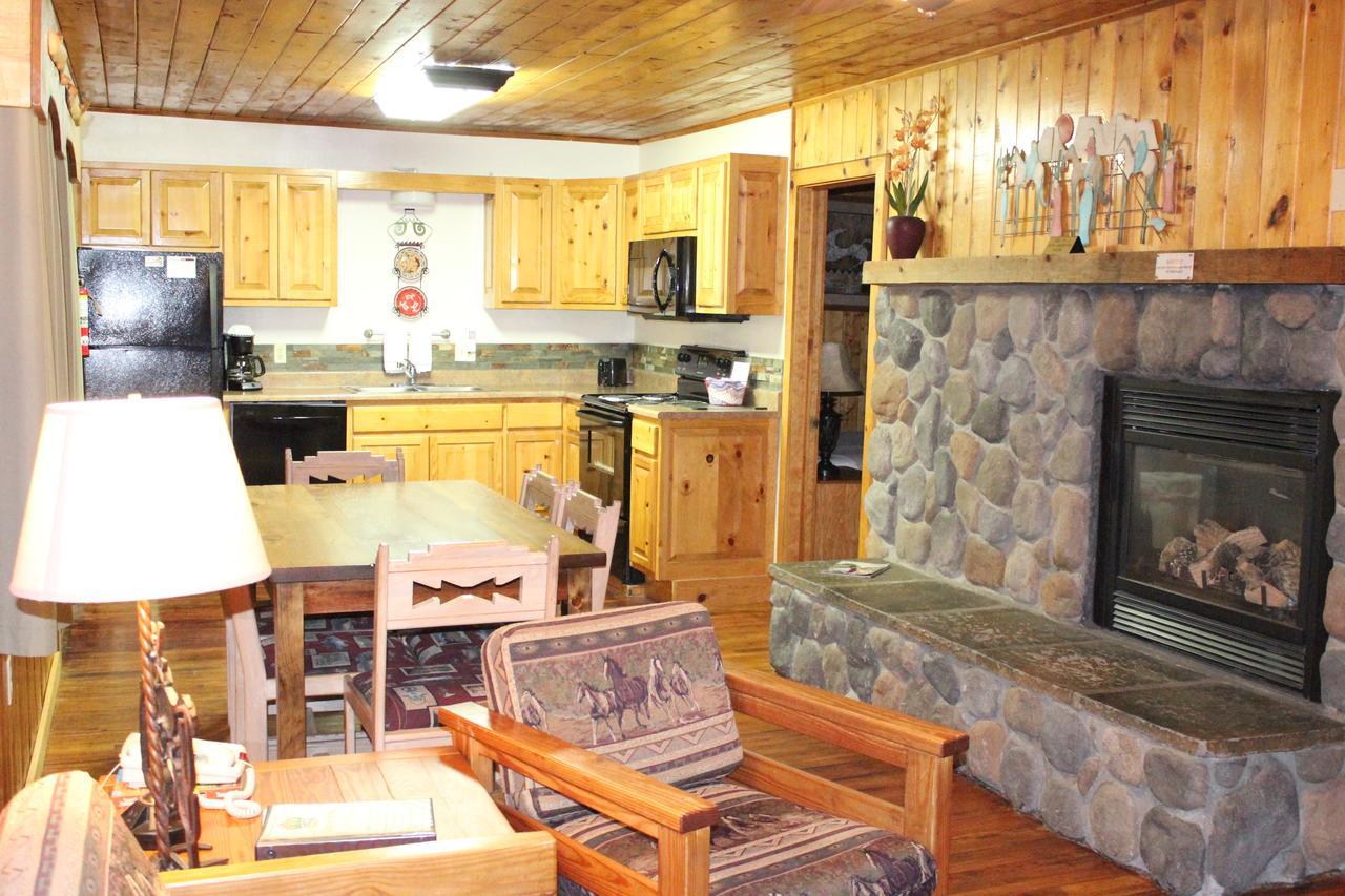 Copper King Lodge ريد ريفر المظهر الخارجي الصورة